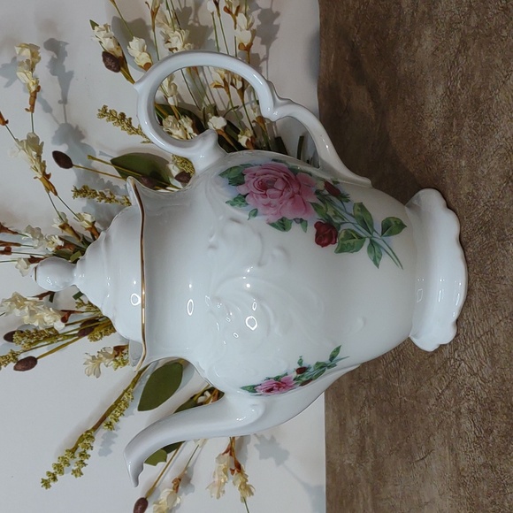 Vintage  Royal Vienna Poland Large Tea Pot and Cream and Sugar Set - Picture 7 of 17